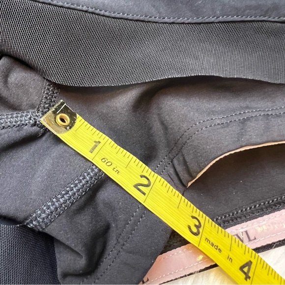 IVL Collective Race Pace Shorts Black. Size 2. EUC. - Picture 12 of 15